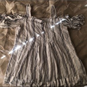 A Pea In The Pod Maternity Off the Shoulders Top